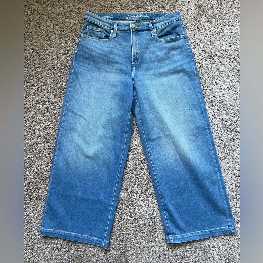 Universal Thread Women’s Highest Rise Wide Leg Crop Jeans Size 14/32R